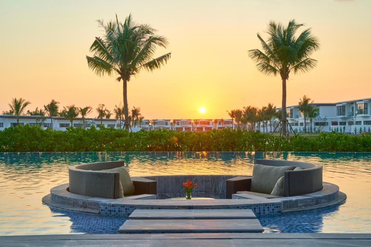 富国岛瑞享别墅及公寓 外观 照片 Sunset at Vinpearl Hotel Nha Trang