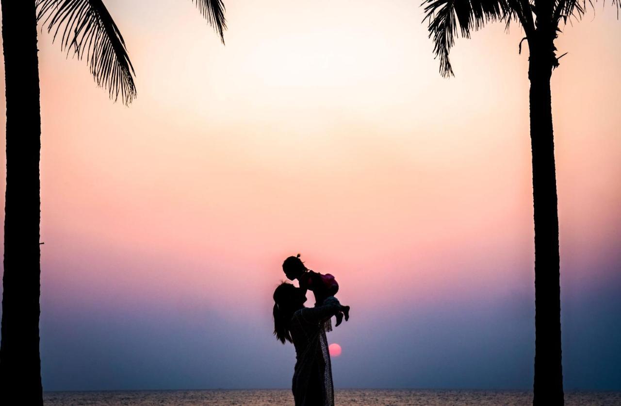 富国岛瑞享别墅及公寓 外观 照片 Sunset at the beach