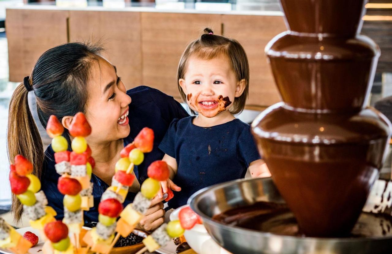 富国岛瑞享别墅及公寓 外观 照片 A chocolate fountain